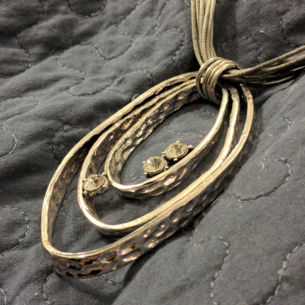 DONATED // Necklace lot of 8 - Picture 13 of 16
